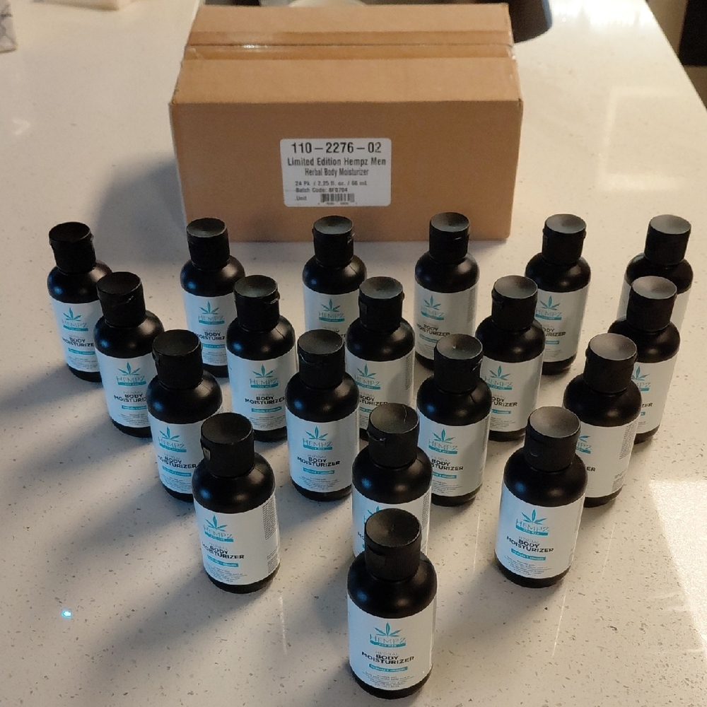 Hempz Skincare Moisturizer - Black and White Travel Bottles